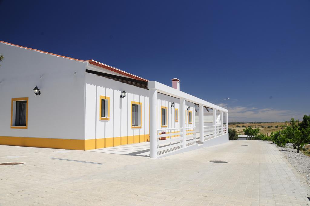 Corvos E Cadavais