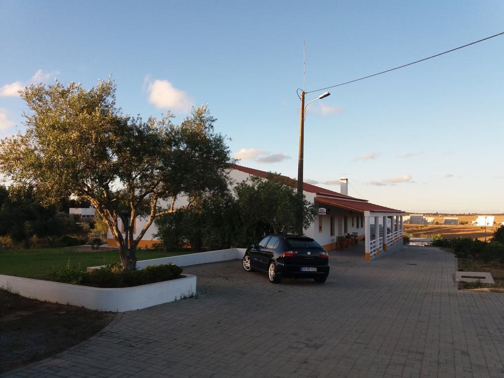 Villa Corvos E Cadavais